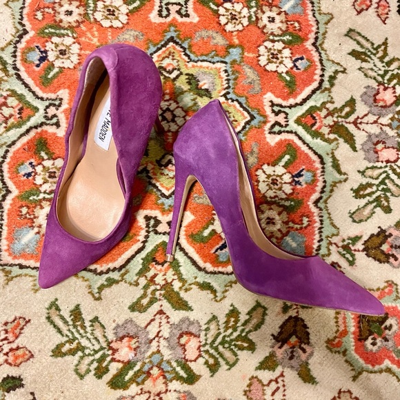 Steve Madden Purple Suede Pumps - Picture 2 of 10